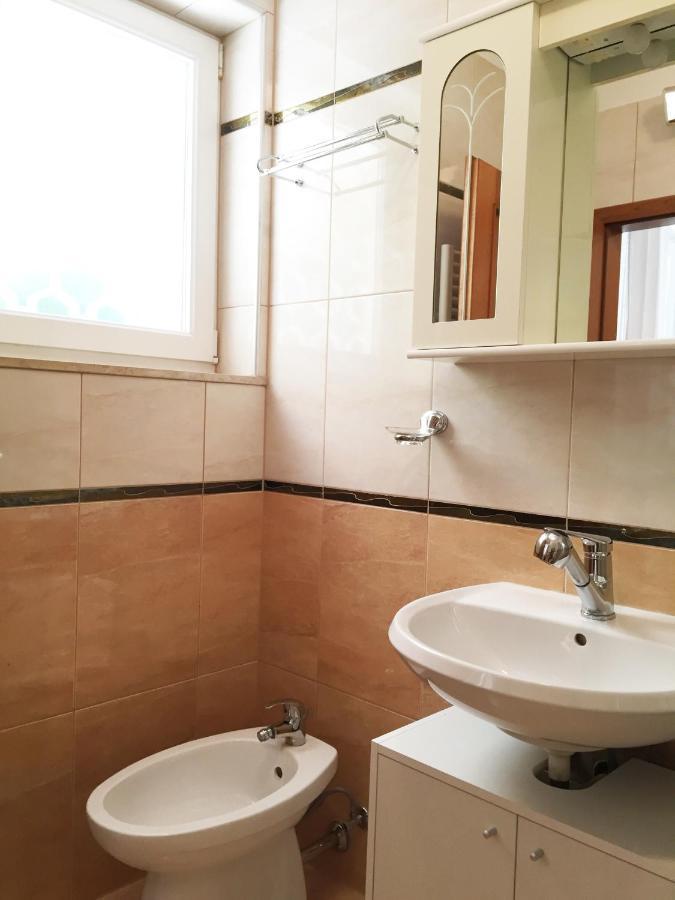 Guest House Zimmer Novi Нови Винодолски Екстериор снимка